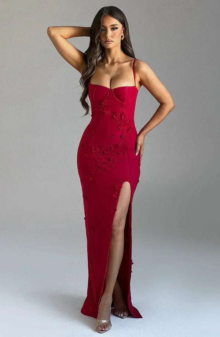 Vestito lungo donna rosso con spacco e ricami