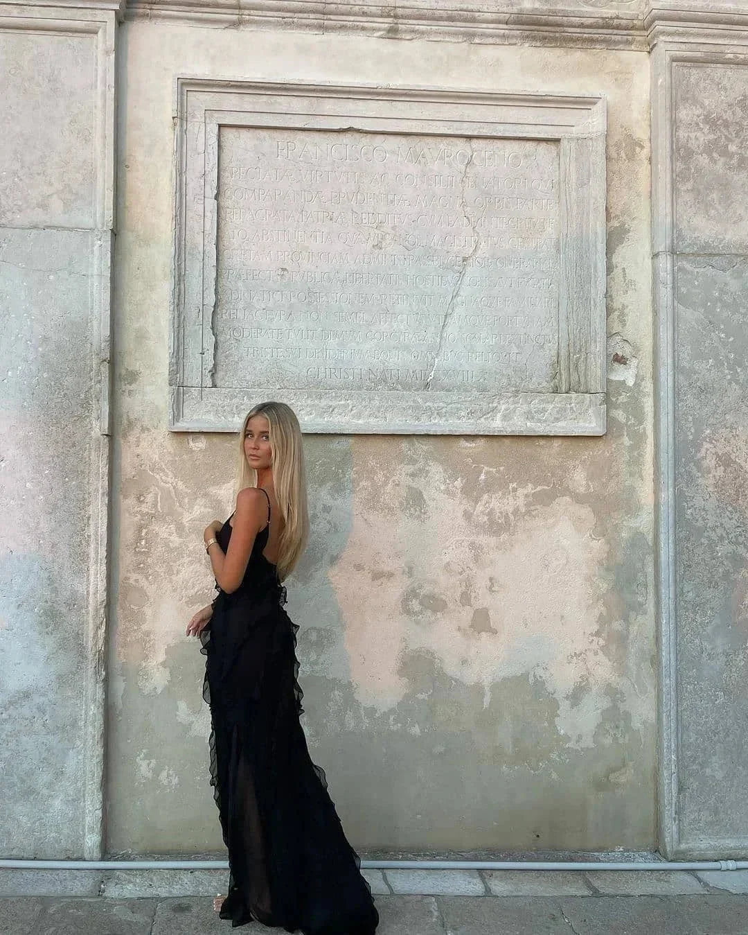 Vestito lungo donna da sera con bretelle e volant