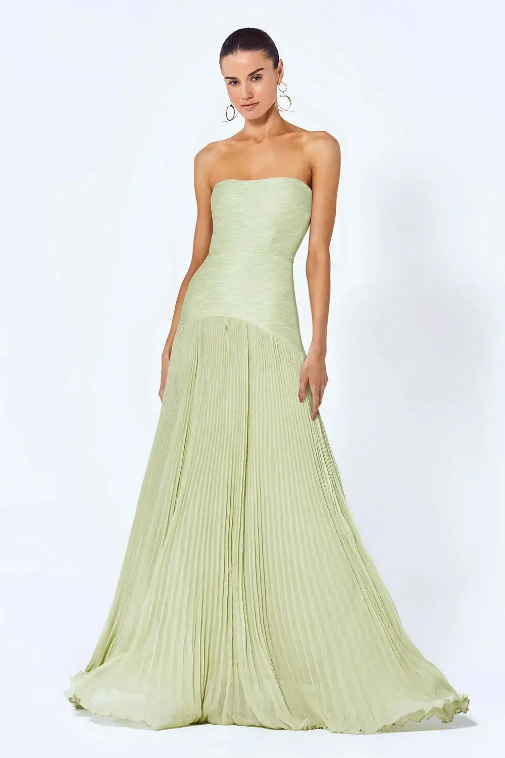 Vestito lungo donna verde chiaro senza maniche plissettato