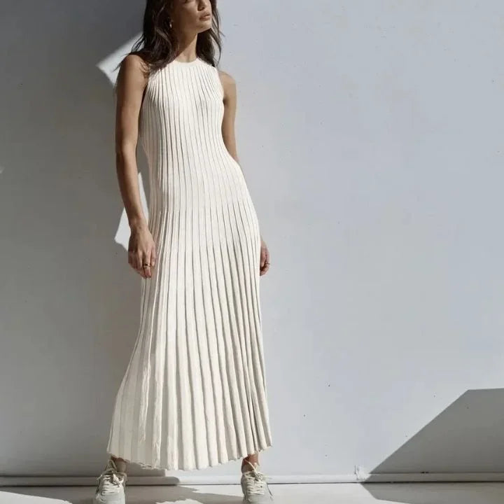 Vestito lungo donna plissettato senza maniche in tessuto fluido