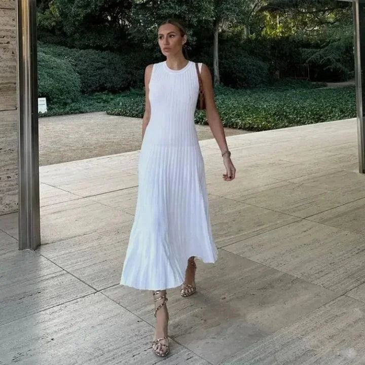Vestito lungo donna plissettato senza maniche in tessuto fluido