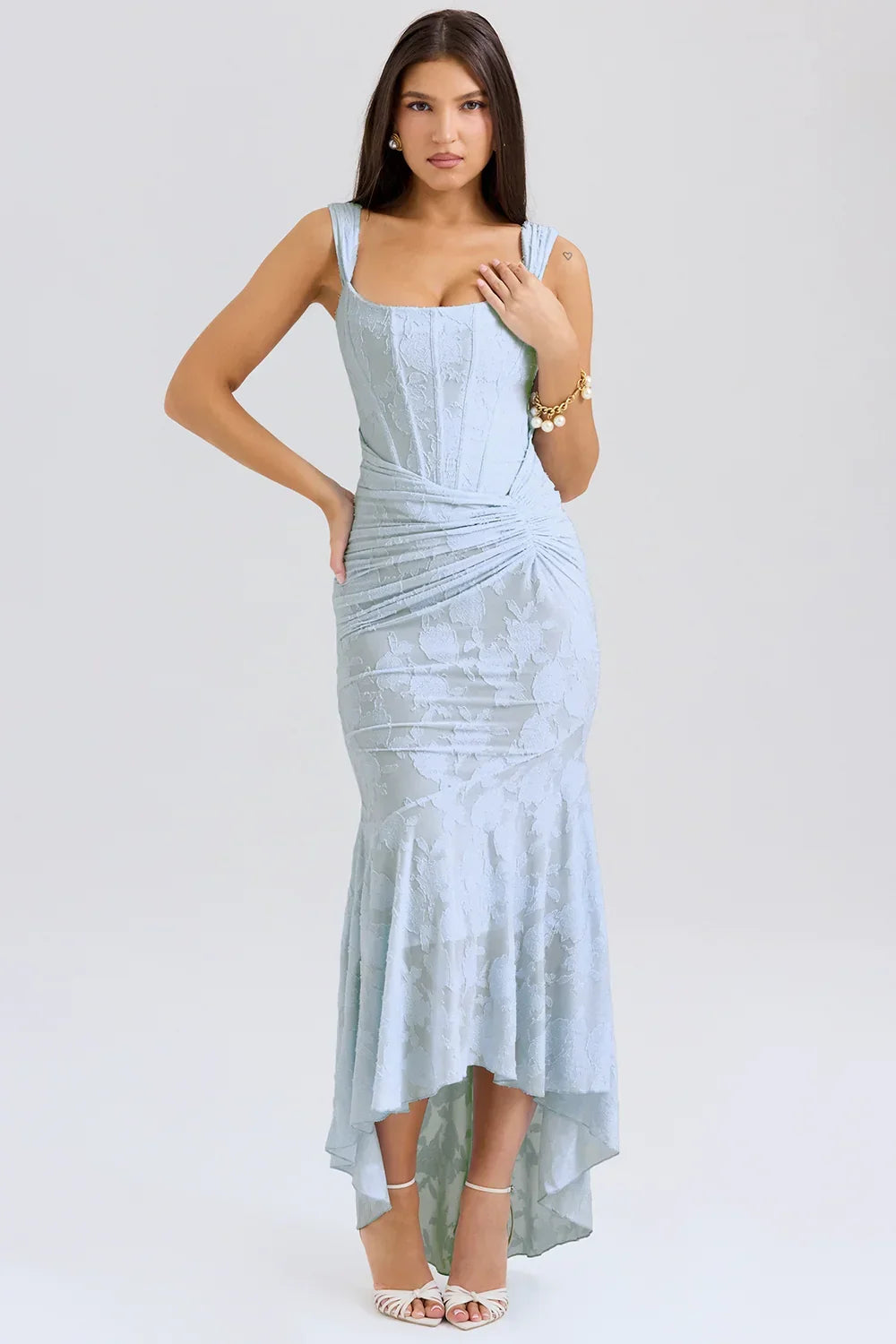Vestito midi da donna con motivo floreale e spalline larghe