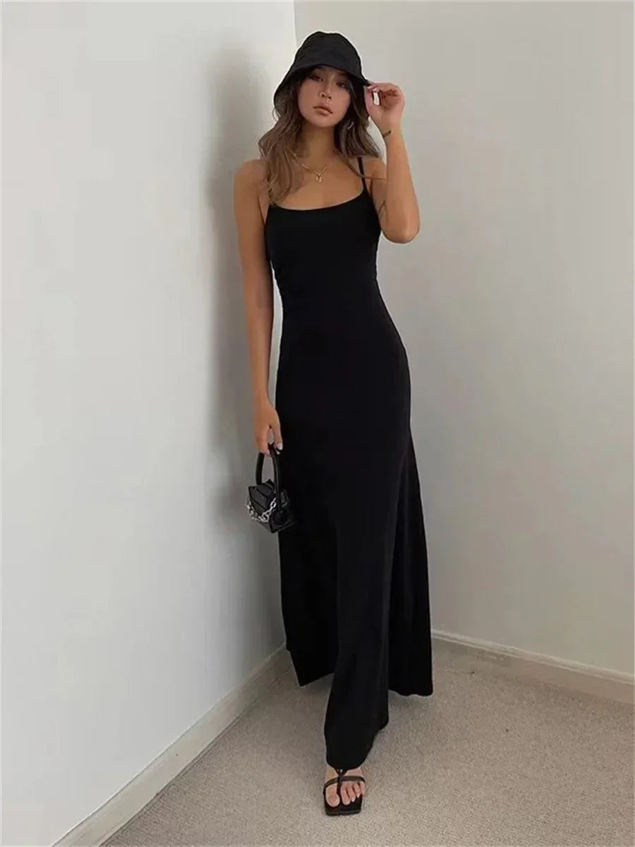 Vestito lungo donna aderente con bretelle sottili estivo