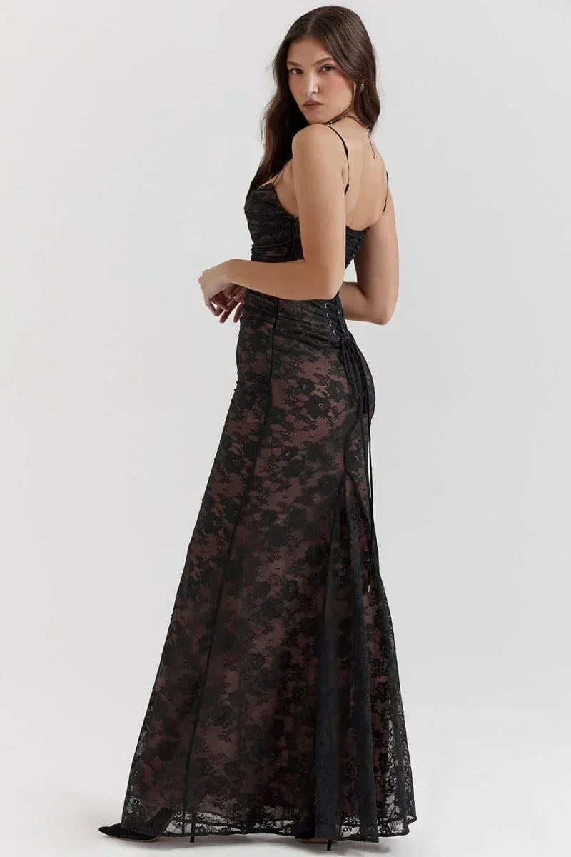 Vestito lungo da sera con pizzo e schiena aperta