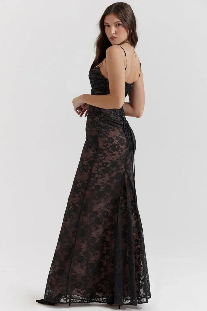 Vestito lungo da sera con pizzo e schiena aperta