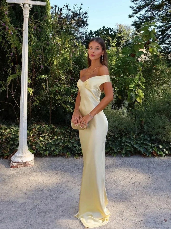 Vestito lungo satinato giallo Spalle scoperte da sera