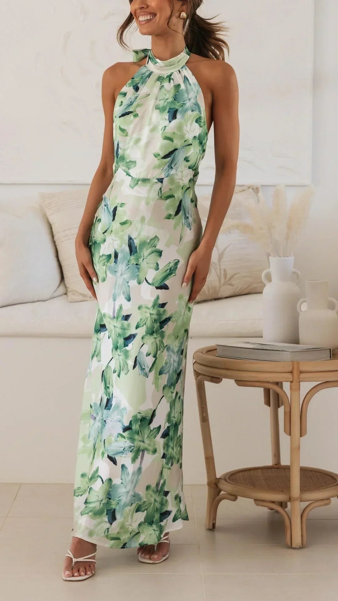 Vestito lungo donna schiena nuda con collo alto floreale