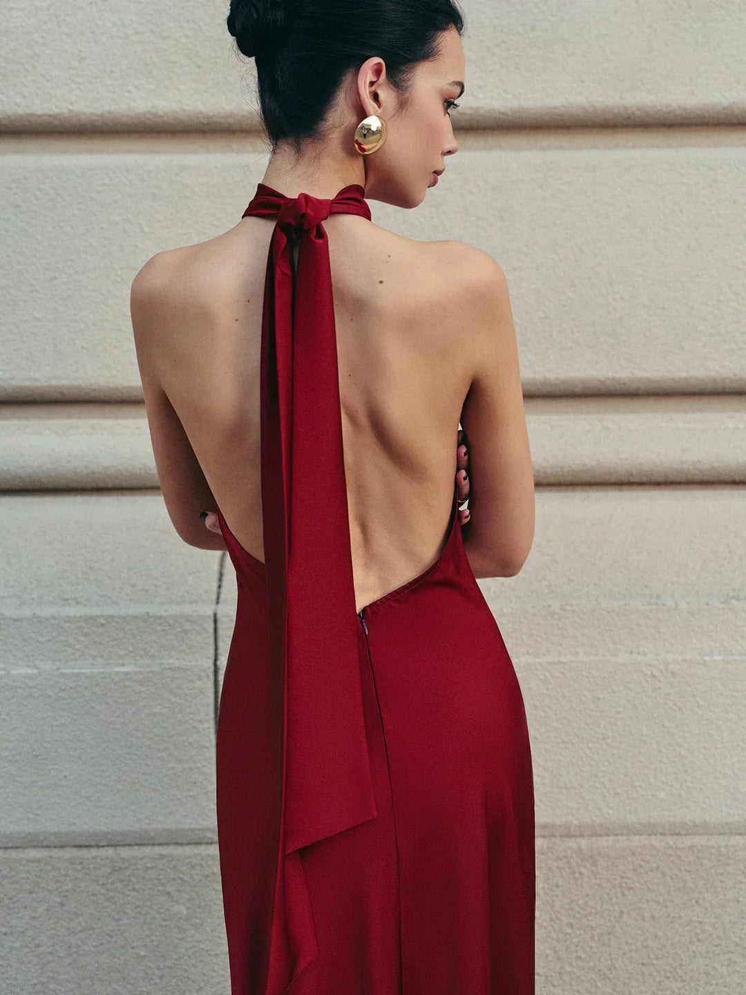 Vestito lungo donna rosso schiena nuda con fiocco lungo