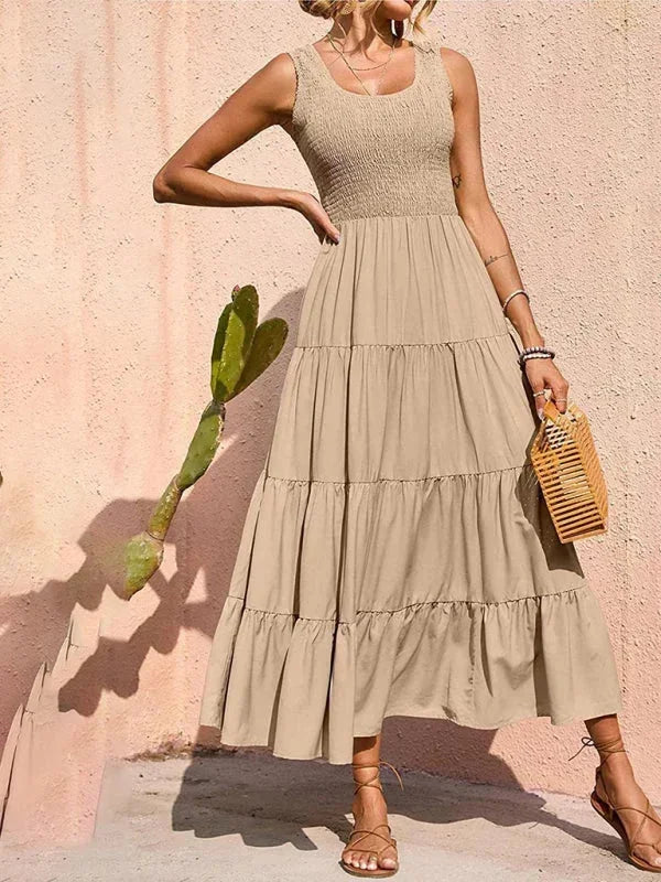 Vestito lungo donna con arricciature elastiche e volant senza maniche