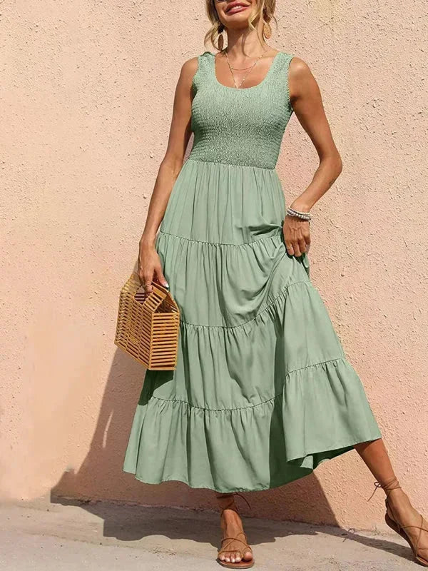 Vestito lungo donna con arricciature elastiche e volant senza maniche