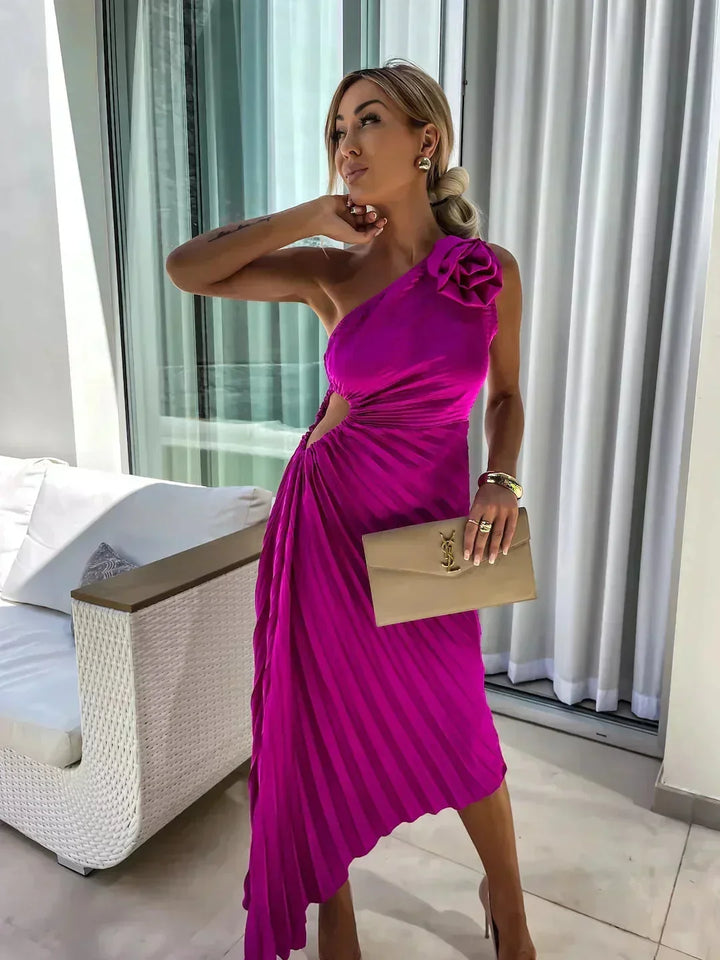 Abito midi asimmetrico plissettato con cut-out e rosa