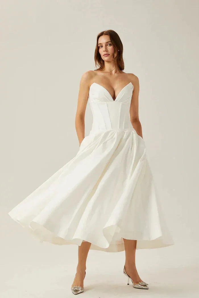 Abito midi bustier con corsetto taglio svasato da sera