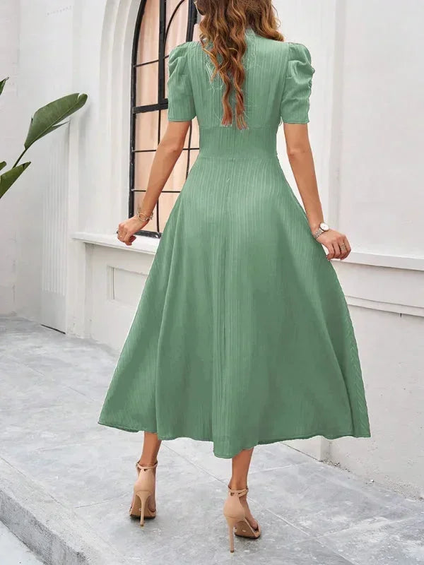 Abito midi donna scollo a V e maniche a sbuffo