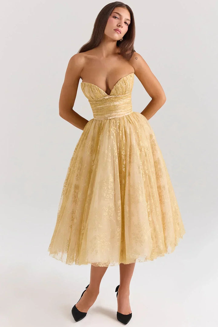 Abito midi senza bretelle dorato per serata elegante