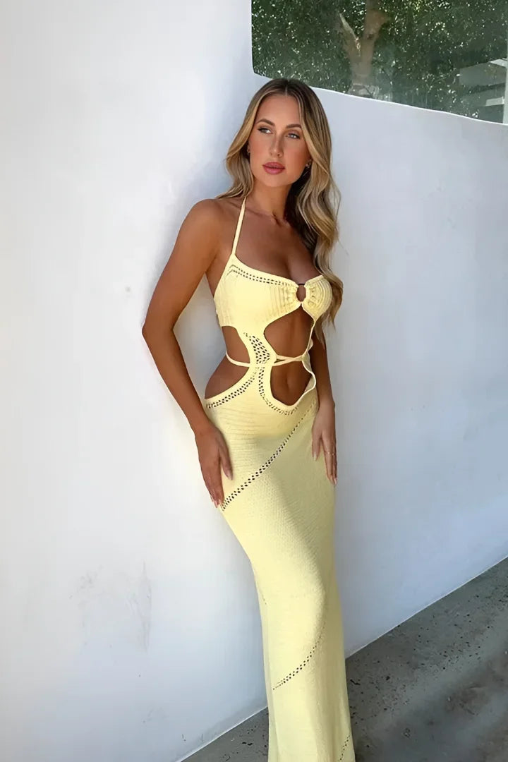Vestito lungo donna giallo all'uncinetto con ritagli e schiena nuda