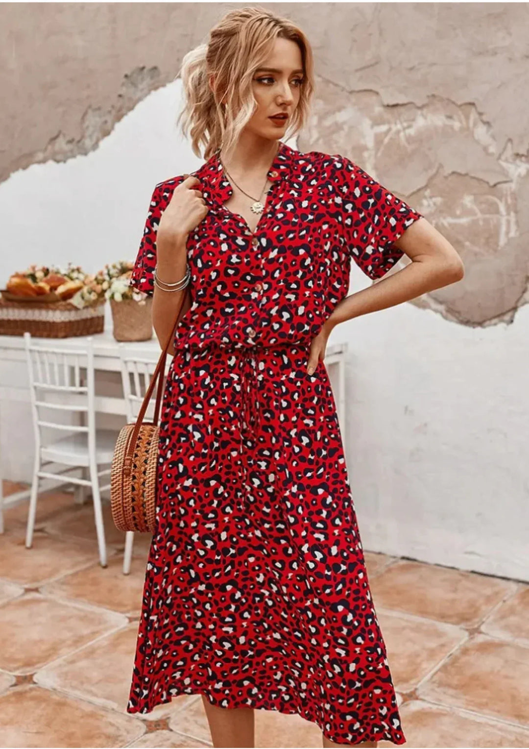 Abito midi donna a pois con laccetto in vita e maniche corte