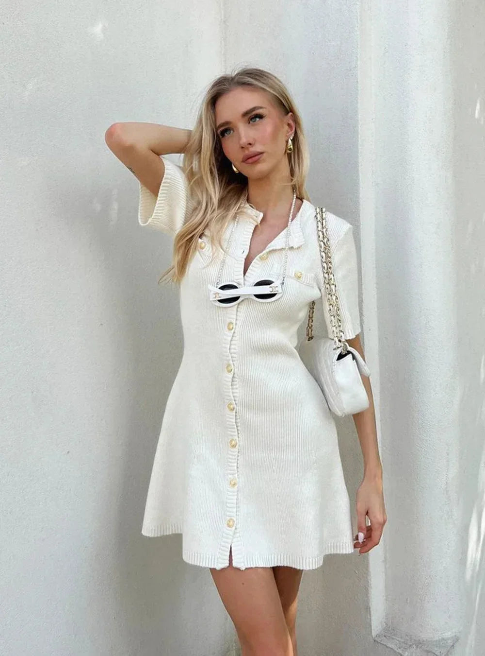 Vestito corto donna a costine con bottoni frontali