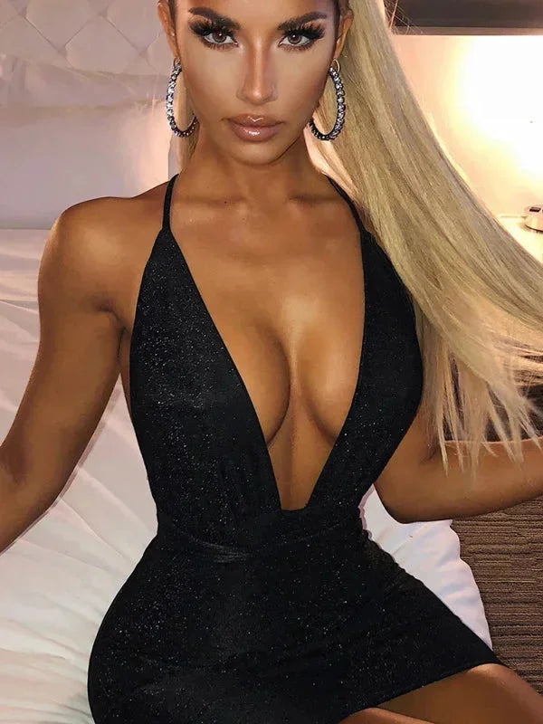 Vestito corto da donna con schiena nuda con paillettes e scollatura