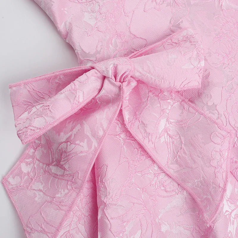 Vestito corto da donna rosa con bretelle