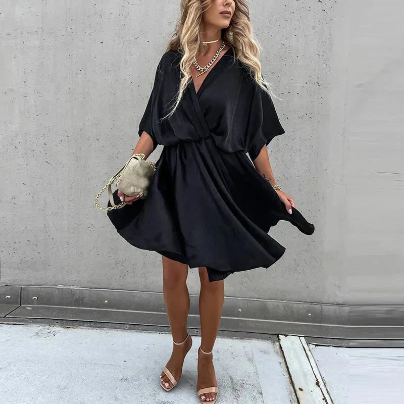 Vestito corto donna fluido scollo a V incrociato estivo