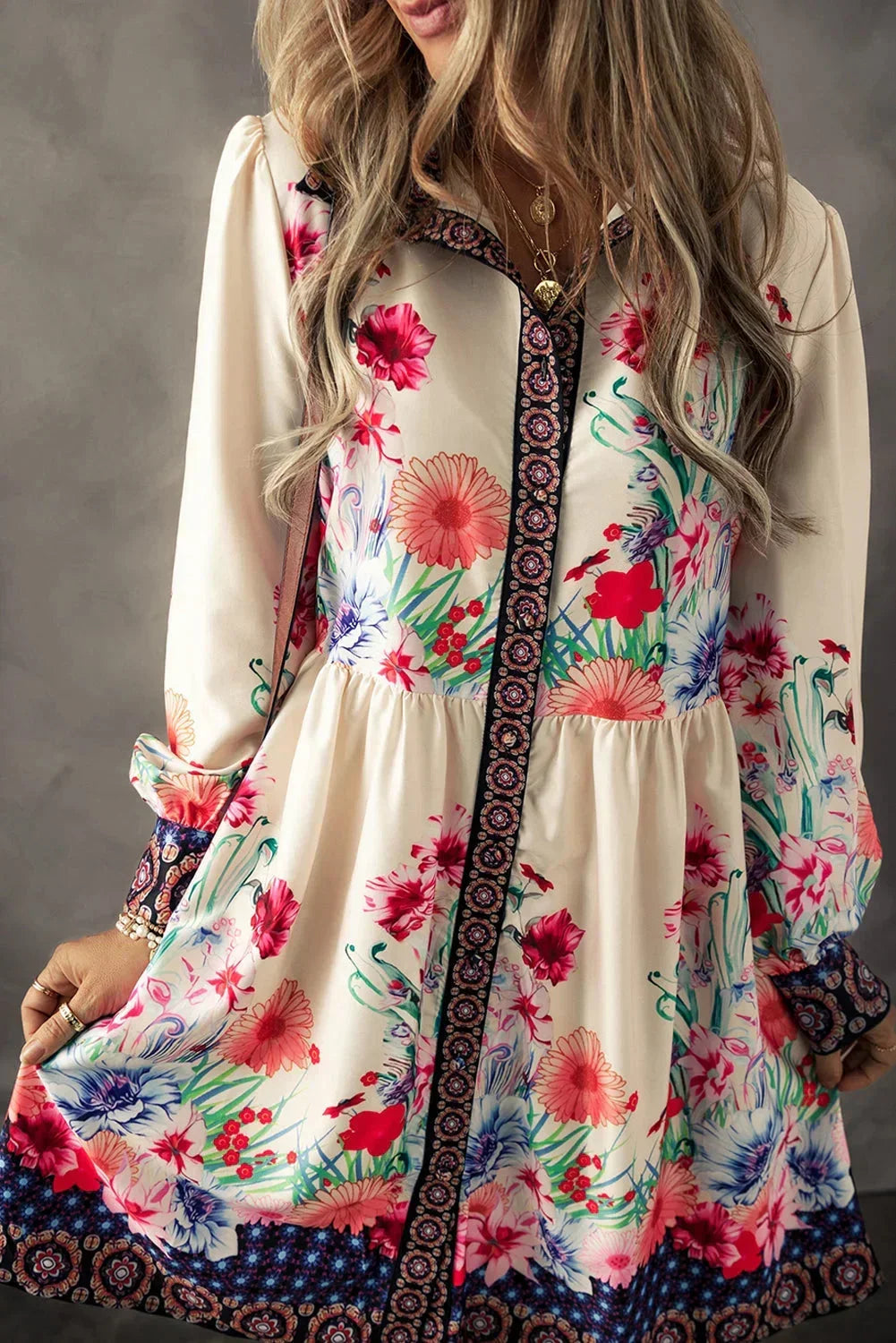 Vestito corto da donna multicolore a stampa floreale a Maniche lunghe