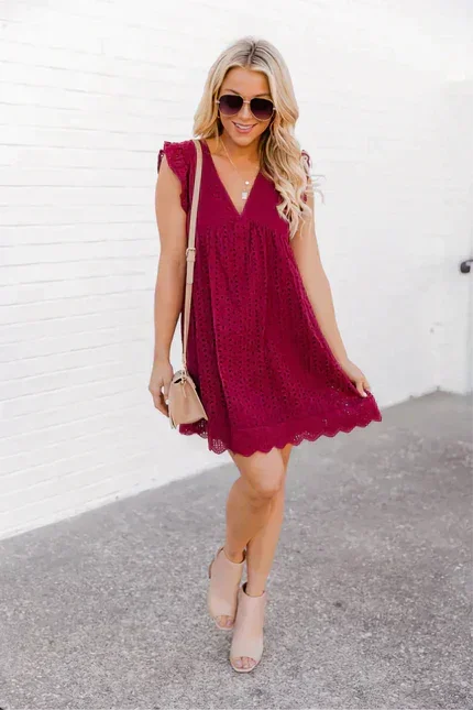 Vestito corto da donna senza maniche in pizzo con tasche