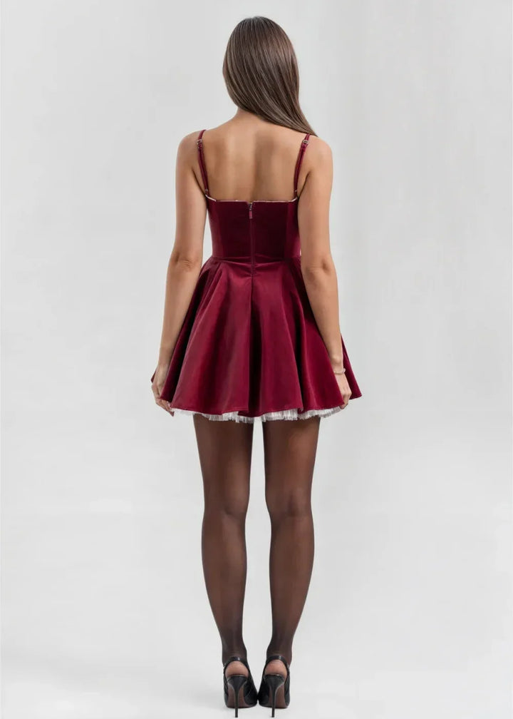 Vestito corto da sera da donna con spalline e schiena nuda