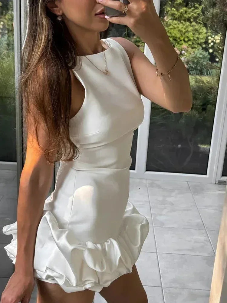Vestito corto donna senza maniche con orlo a volant