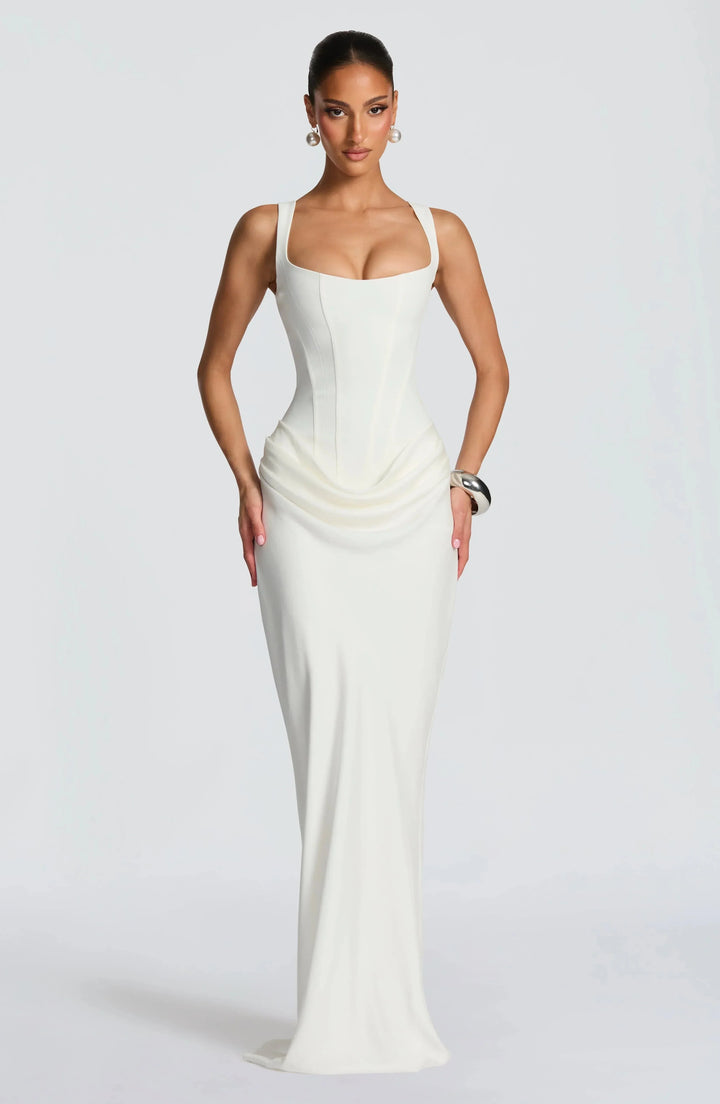 Vestito lungo aderente donna schiena nuda
