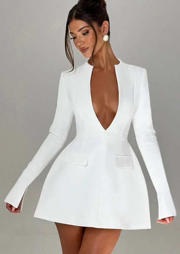 Vestito corto da donna nero a maniche lunghe