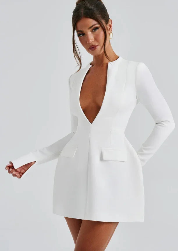 Vestito corto da donna nero a maniche lunghe